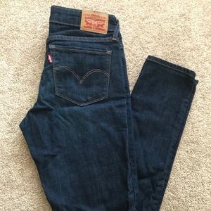 Levi’s 711 skinny jeans